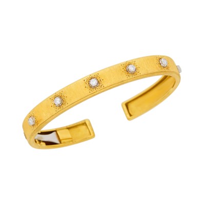 Lot 45 - Gianmaria Buccellati Two-Color Gold and Diamond Bangle Bracelet