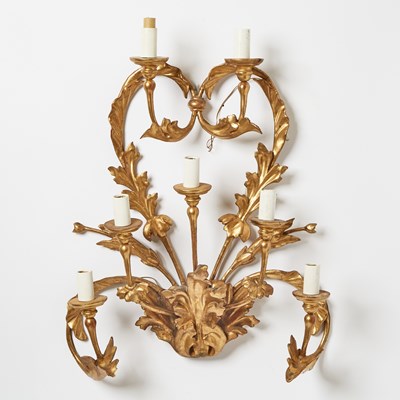 Lot 283 - Pair of Italian Giltwood Seven-Light Sconces