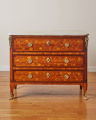 Lot 300 - Louis XV / XVI Transitional Gilt-Bronze Mounted Kingwood Marquetry Secrétaire Commode