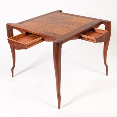 Lot 822 - Wendell Castle Walnut and Curly Maple Games Table
