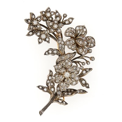 Lot 2235 - Antique Gold, Silver and Diamond 'En Tremblant' Brooch