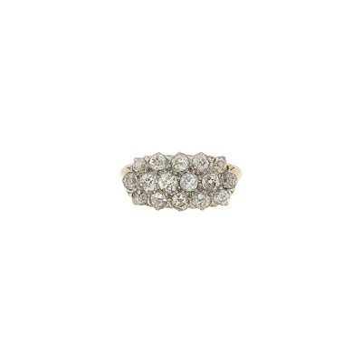 Lot 1002 - Antique Gold, Platinum and Diamond Ring