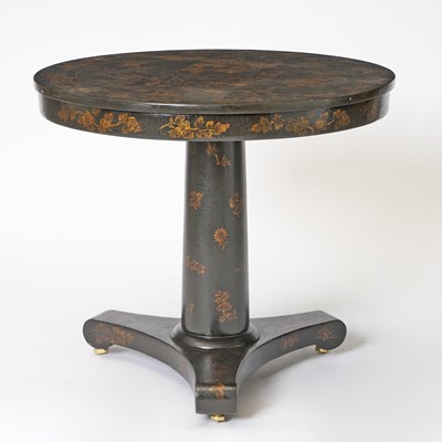 Lot 355 - Black Lacquer and Parcel Gilt Chinoiserie Decorated Center Table