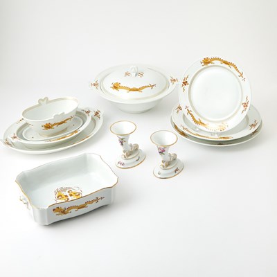 Lot 358 - Meissen Porcelain "Yellow Dragon" Pattern Dinner Partial Service