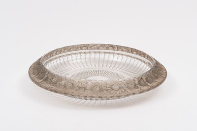 Lot 1160 - Lalique Marguerites Glass Center Bowl