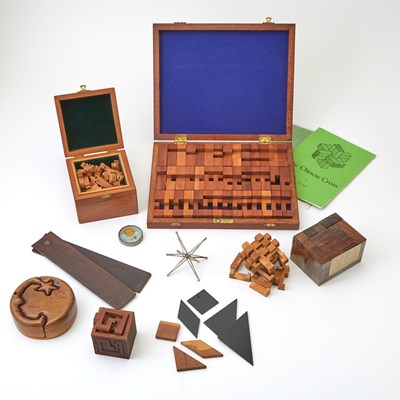 Lot 362 - A large group of puzzles