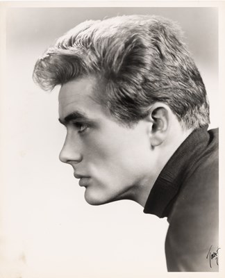 Lot 691 - A rare early portrait of James Dean from his Broadway debut, signed by the photographer