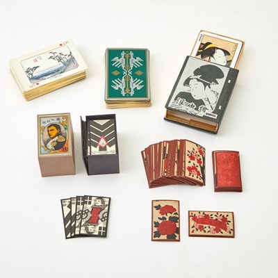 Lot 429 - A large group of international decks of cards