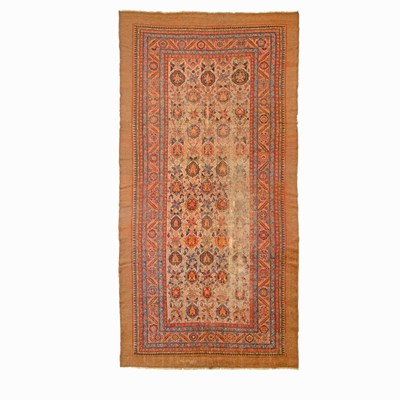 Lot 457 - Serab Gallery Carpet