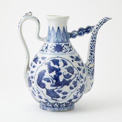 Lot 573 - A Chinese Blue and White Porcelain Ewer