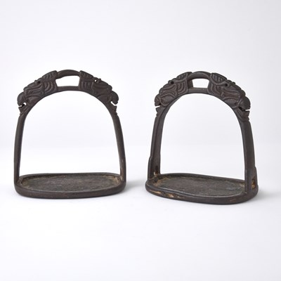 Lot 489 - A Pair of Chinese Bronze Horse Stirrups