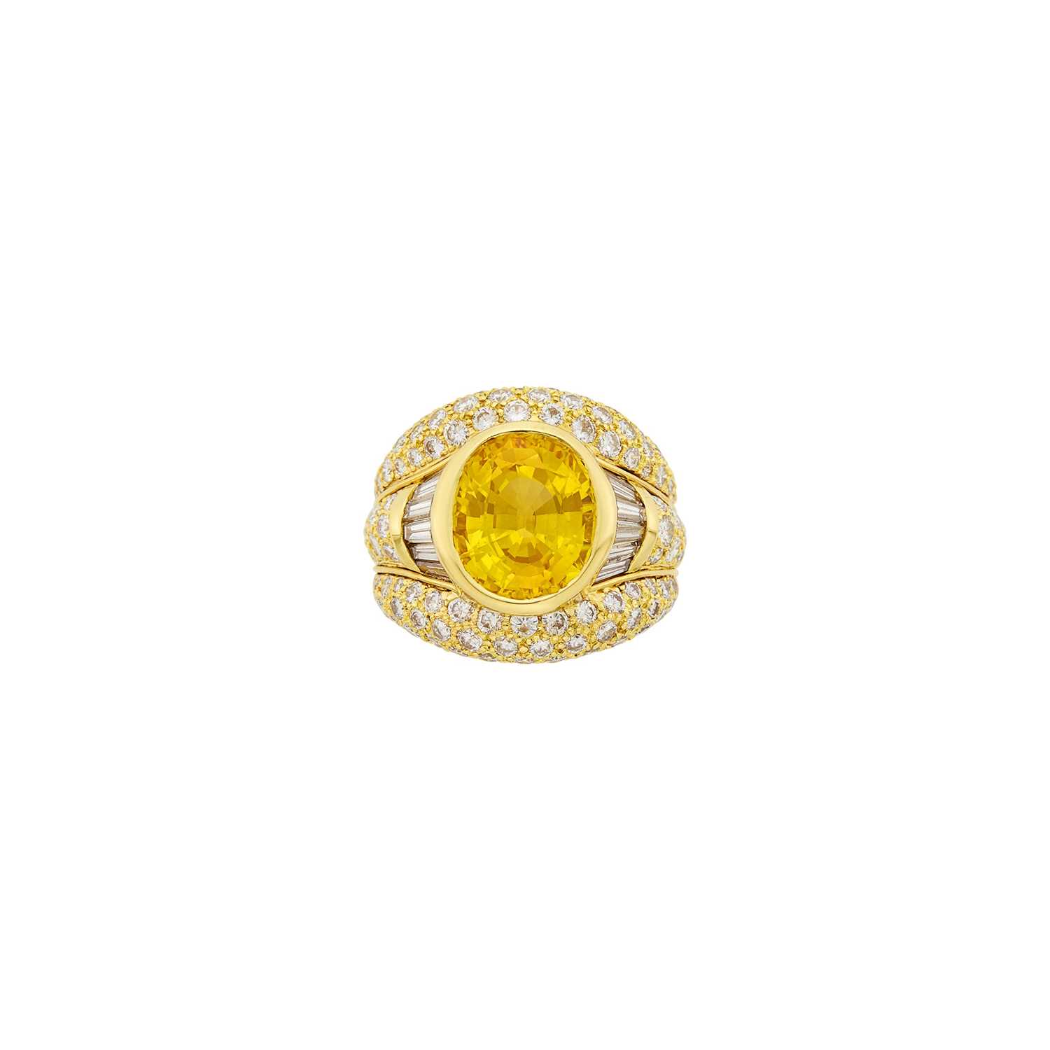 Lot 160 - Hammerman Brothers Gold, Yellow Sapphire and Diamond Ring