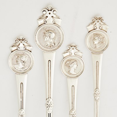 Lot 219 - Gorham Sterling Silver "Medallion" Pattern Flatware Service