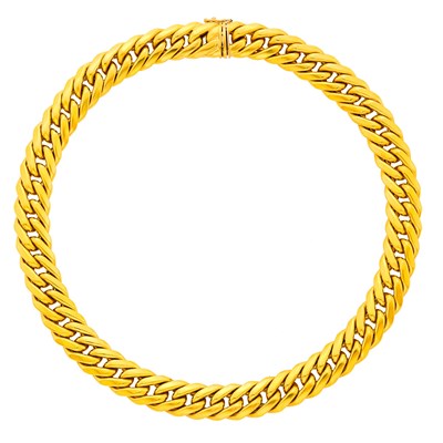 Lot 170 - Gold Curb Link Necklace