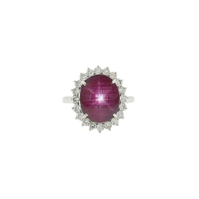 Lot 1122 - White Gold, Star Ruby and Diamond Ring