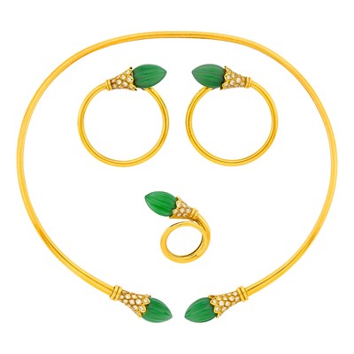 Lot 18 - Gold, Carved Green Onyx and Diamond Torque Necklace, Pair of Hoop Earrings and Crossover Ring, France