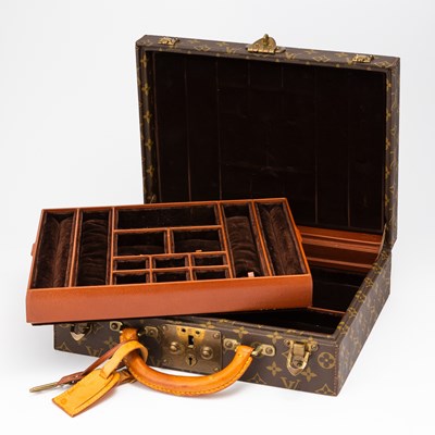Lot 187 - Louis Vuitton Jewelry Travel Case