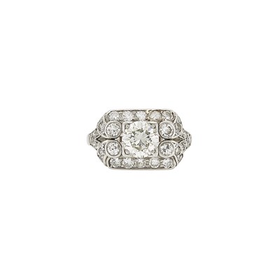 Lot 1119 - Platinum and Diamond Ring