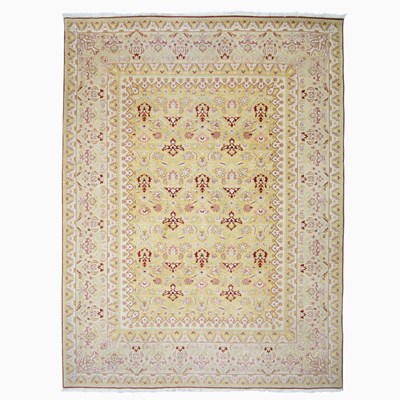 Lot 323 - Agra-Style Carpet