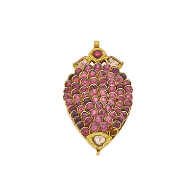 Lot 1166 - Indian Gold, Diamond and Pink Tourmaline Pendant