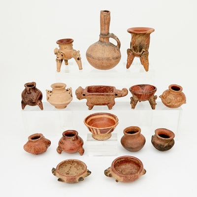 Lot 532 - Group of Costa Rican Pottery Vessels