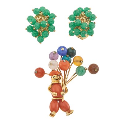 Lot 1236 - Gold, Coral and Hardstone Bead Clown with Balloons Brooch and Pair of Aventurine Quartz Bead Cluster Earclips