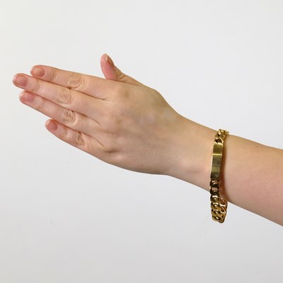 Lot 30 - Boucheron Paris Gold Curb Link Bracelet-Watch
