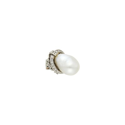 Lot 58 - Platinum, Gold, Baroque Cultured Pearl and Diamond Ring