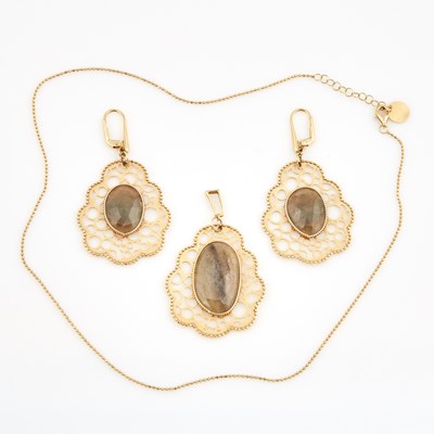 Lot 226 - Gold and Stone Pendant, Neck Chain and Two Earrings, 14K 12 dwt. all