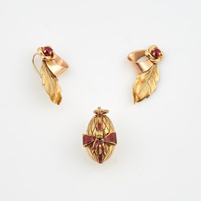 Lot 252 - Two Gold, Stone and Enamel Earrings and Pendant, 14K and 10K 8 dwt. all, damaged