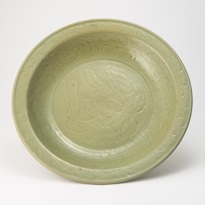 Lot 683 - A Chinese Longquan Celadon Glazed Charger