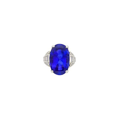 Lot 235 - Bulgari Platinum, Sapphire and Diamond Ring