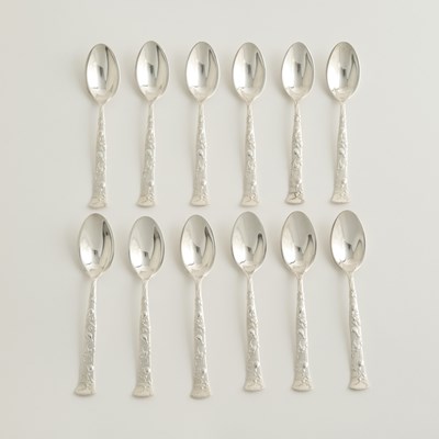 Lot 94 - Set of Twelve Tiffany & Co. Sterling Silver "Vine" Pattern Teaspoons