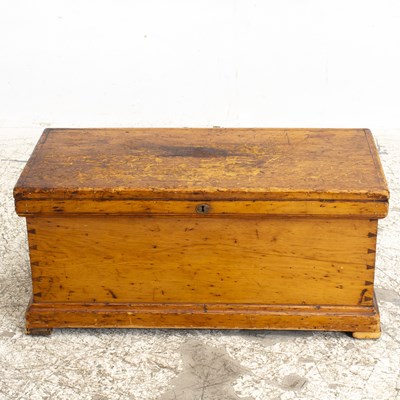 Lot 75 - Blanket Chest