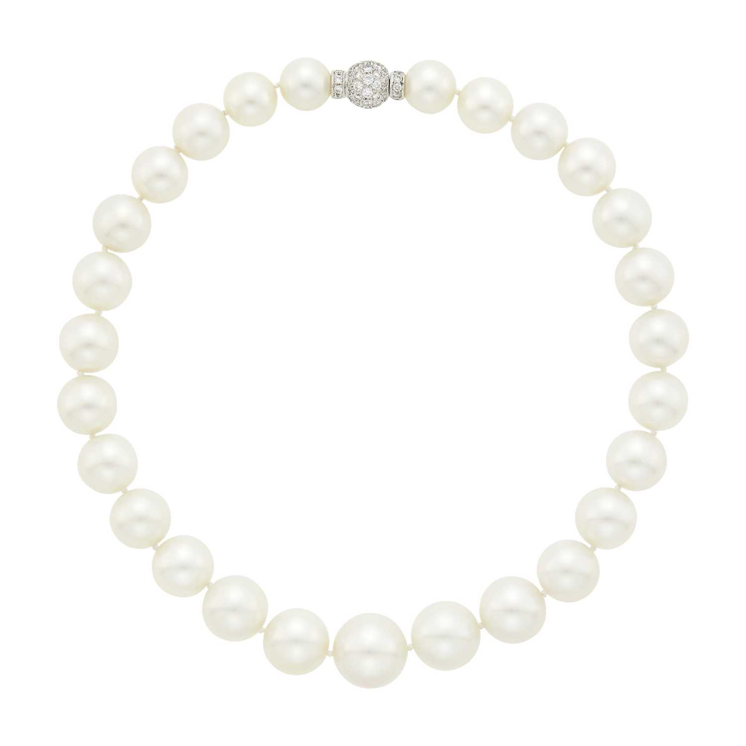 Lot 126 - South Sea Cultured Pearl Necklace with White Gold and Diamond Ball Clasp