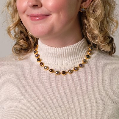 Lot 95 - Carolyn Tyler High Karat Gold and Black Cultured Button Pearl Necklace and Pair of Earrings