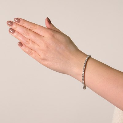 Lot 86 - Asprey Platinum and Diamond Bracelet