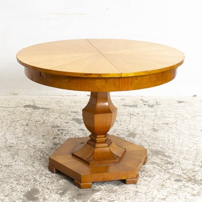 Lot 69 - Round Biedermeier Breakfast Table