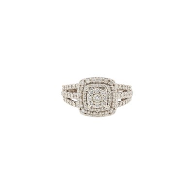 Lot 1107 - White Gold and Diamond Ring