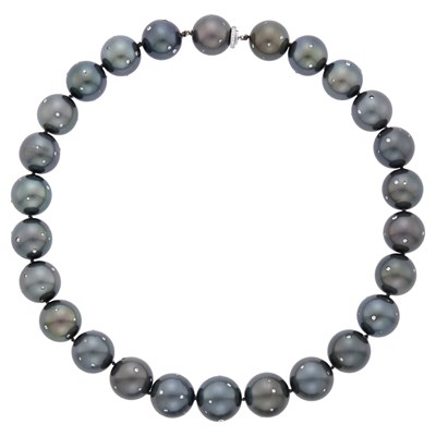 Lot 77 - Tahitian Black Cultured Pearl and Diamond Necklace with White Gold and Diamond Clasp