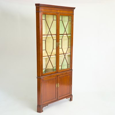 Lot 190 - Chippendale Style Mahogany Corner Cabinet