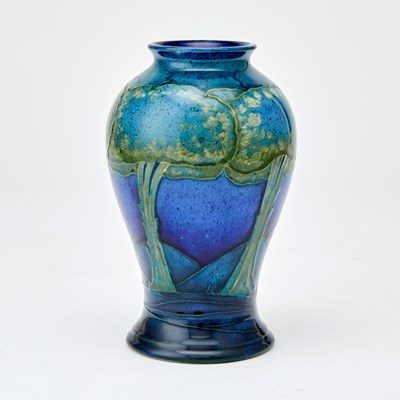 Lot 365 - Moorcroft "Moonlit Blue" Pattern Pottery Glazed Earthenware Vase