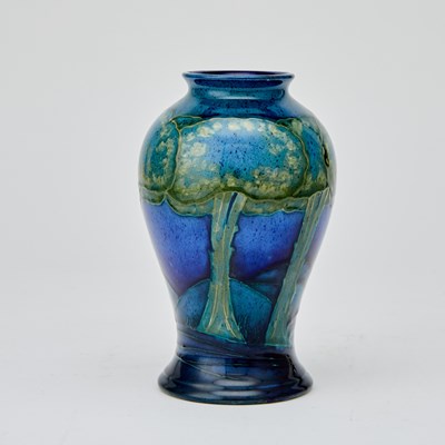 Lot 365 - Moorcroft "Moonlit Blue" Pattern Pottery Glazed Earthenware Vase