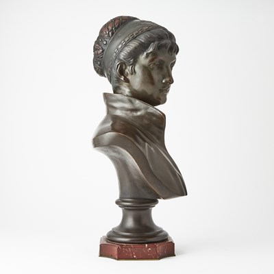 Lot 339 - Bronze Bust of a Woman