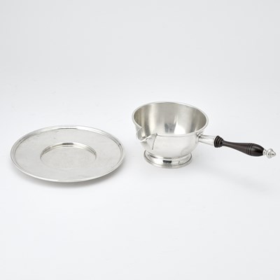 Lot 216 - American Sterling Silver Sauceboat and Stand