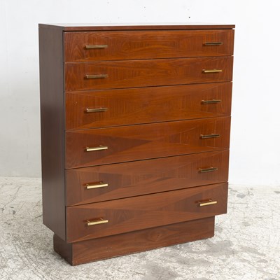 Lot 212 - Mahogany Chest of Drawers