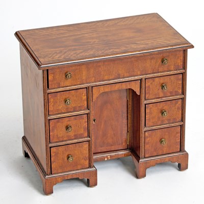 Lot 130 - Miniature George II Style Kneehole Desk