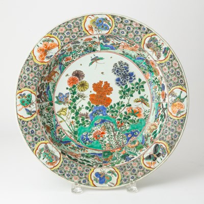 Lot 186 - A Chinese Famille Verte Porcelain Dish