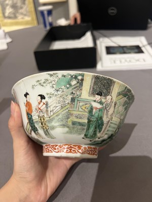 Lot 193 - A Fine Pair of Chinese Famille Verte Porcelain Bowls