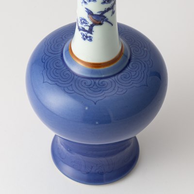 Lot 194 - A Fine Chinese Blue and Copper Red Porcelain Mallet Vase